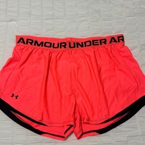 Under Armour women’s athletic shorts XL